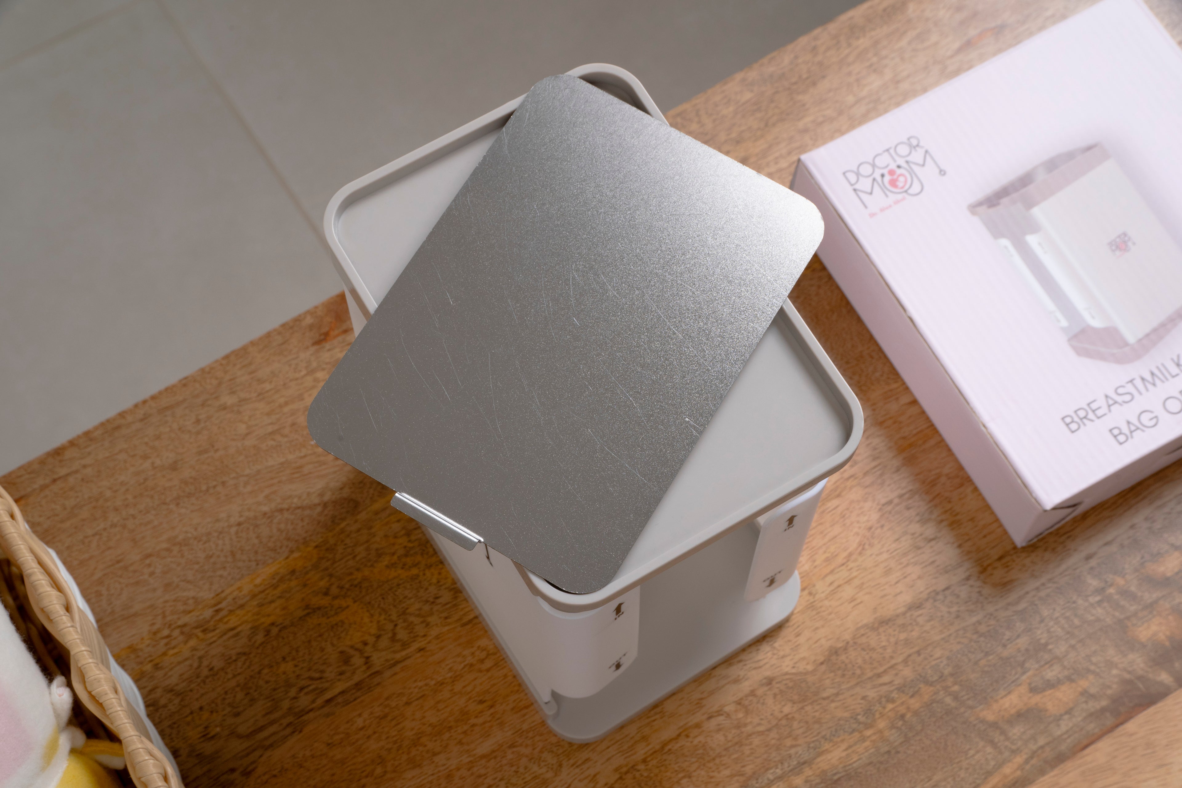 Breastfeeding Storage Bag Organizer