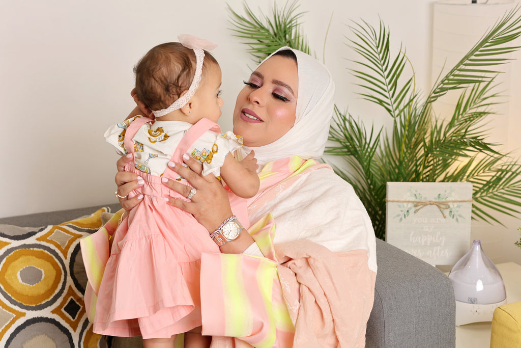 Pink Breastfeeding Cover